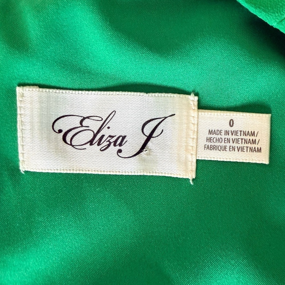 Eliza J Green V-Neck Fit & Flare Dress Women’s Size 0 Tie Waist - Picture 6 of 11